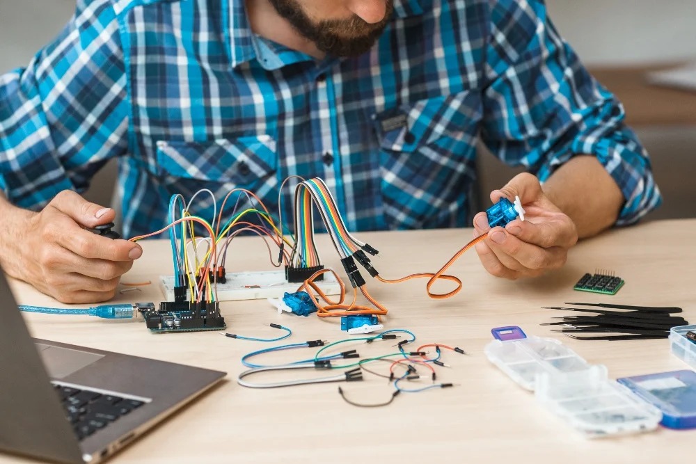 IOT DEVELOPER